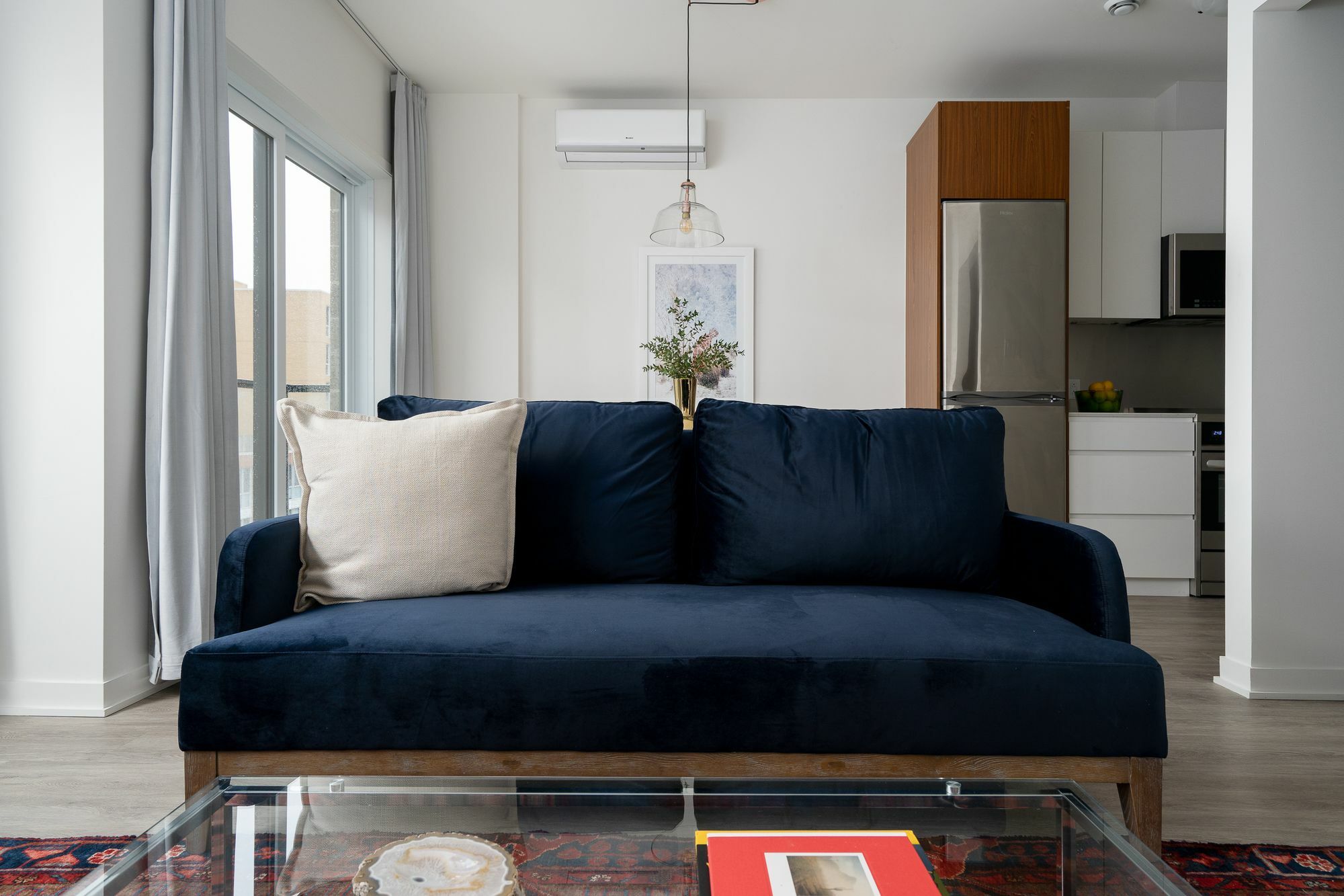 Sleek 1Br In Quartier Des Spectacles By Sonder Daire Montréal Dış mekan fotoğraf